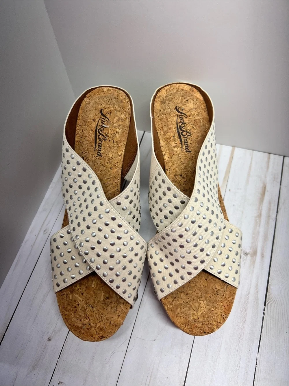Lucky Brand Miller 2 Studded Wedge Sandals NWT NWOB Size 7.5